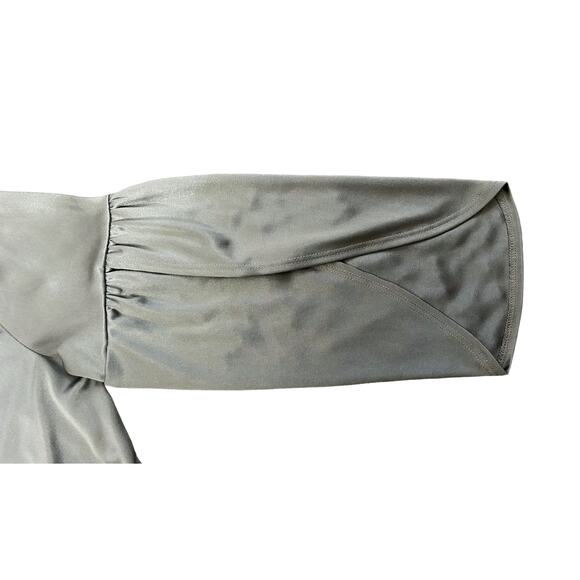 AGB Silver Satin Scoop Neck Blouse Womens Size S - Picture 5 of 10
